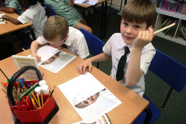 KS1 Produce Impressive Self Portraits Oaklands School